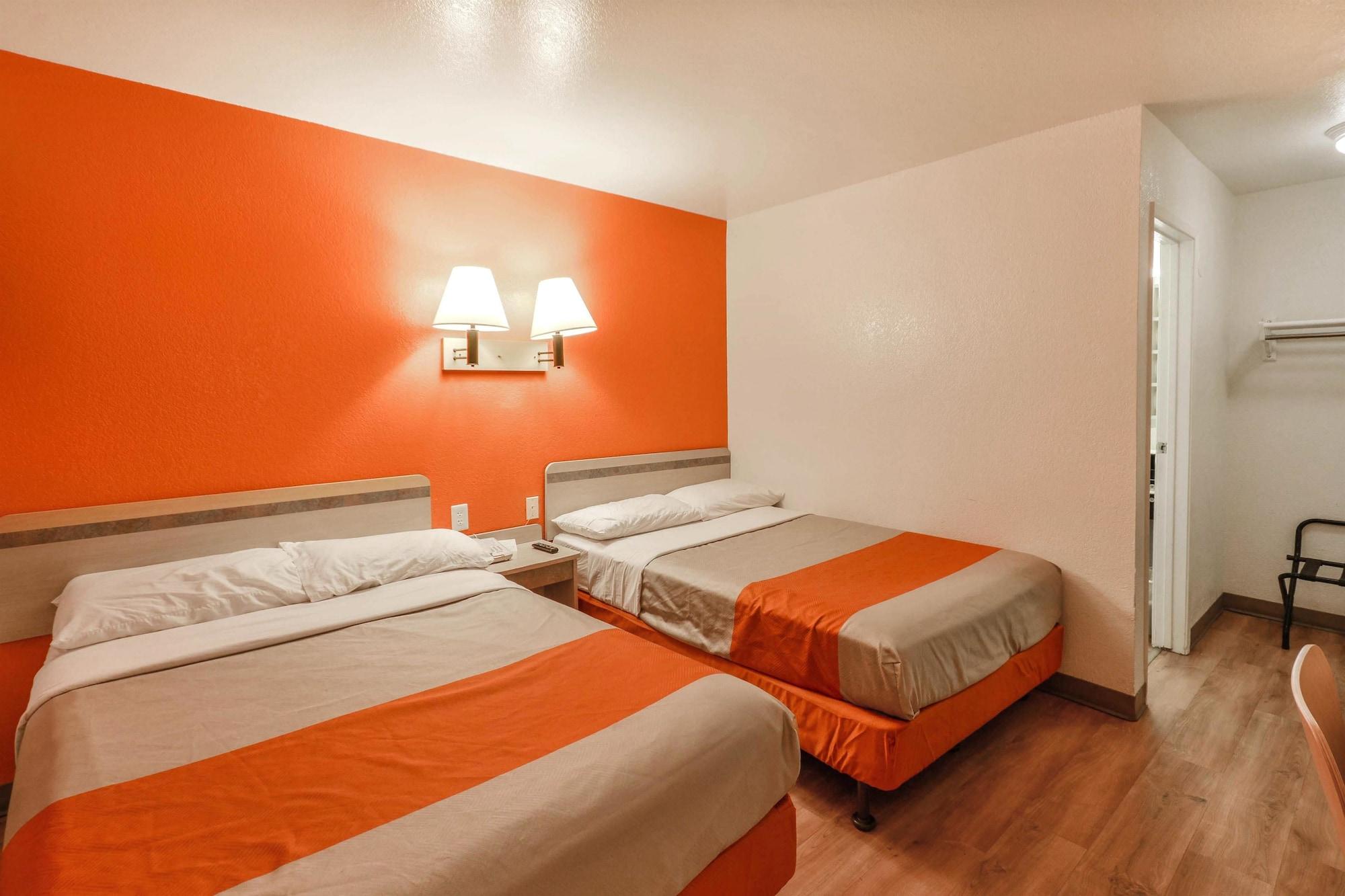 Motel 6-Huntsville, Tx Экстерьер фото
